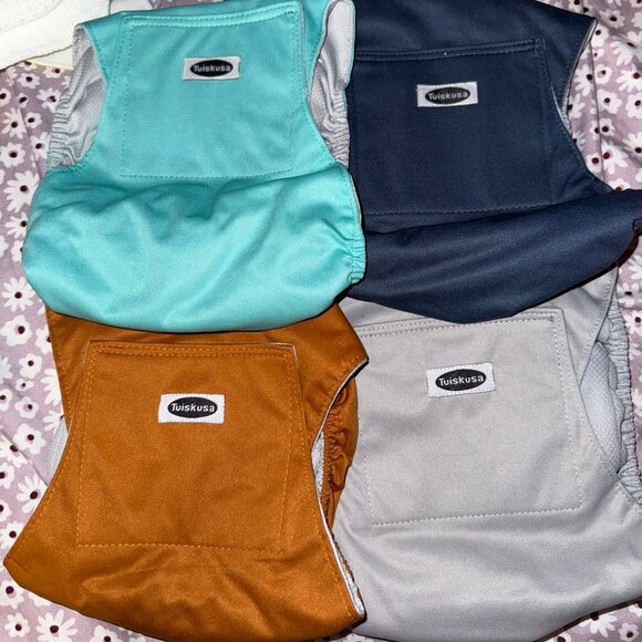 Tuiskusa Male Dog Diapers - Belly Bands - Washable - MEDIUM - 8 PACK - Picture 3 of 5